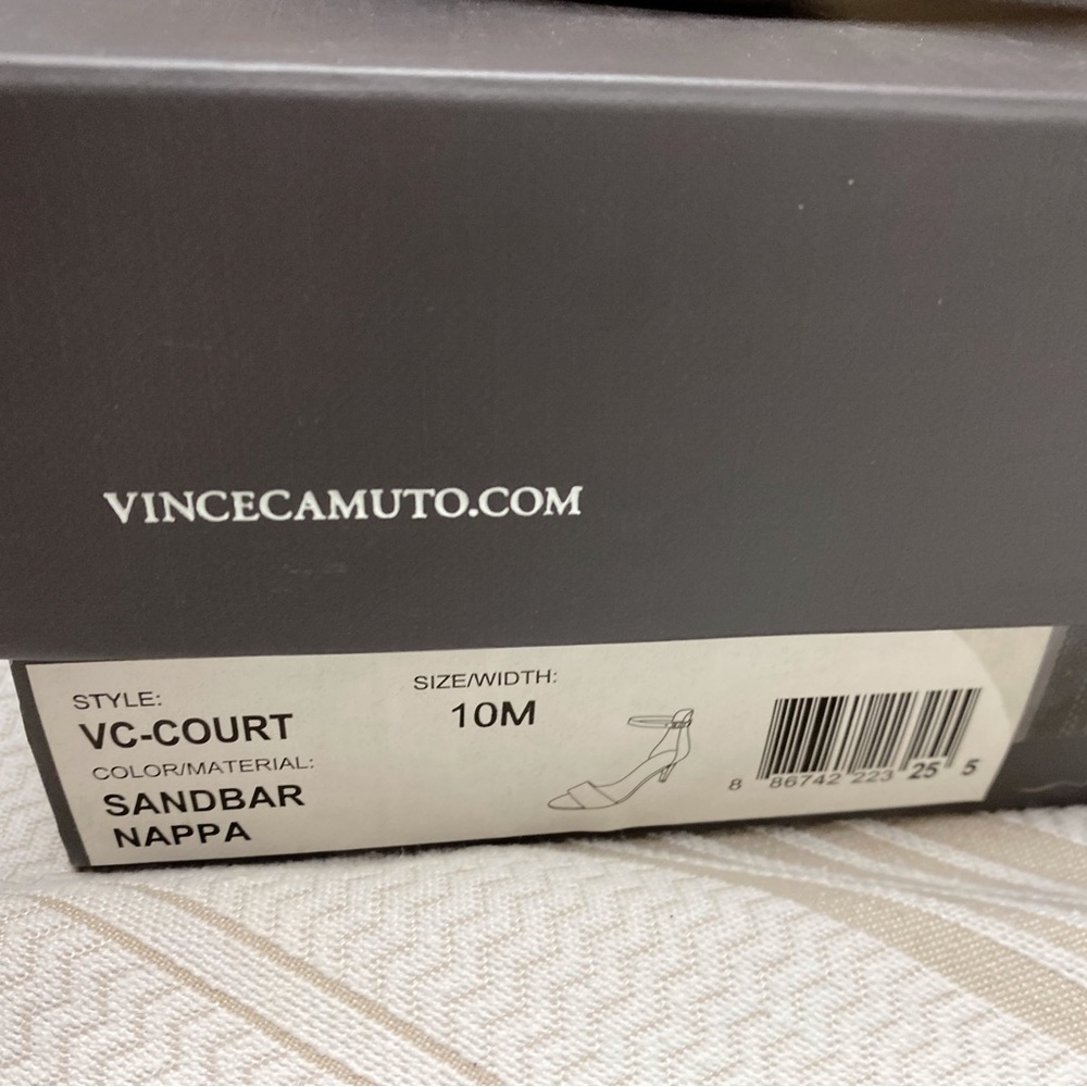 Vince Camuto Nude Leather Court High Heel Sandal sz10 - Picture 11 of 11